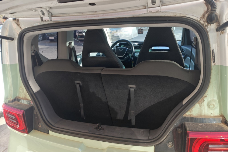 五菱汽车 宏光MINIEV 2021款 马卡龙时尚款 磷酸铁锂机舱底盘23