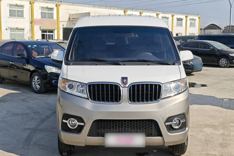 金杯 小海狮X30 2023款 1.5L 财富型客车5/6/7座无空调版SWC15M车身外观6002