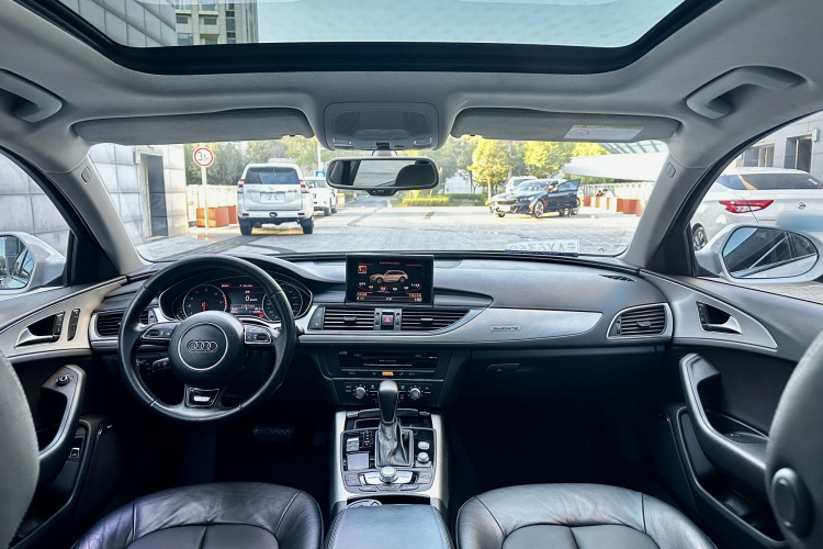 奥迪A6(进口) 2015款 3.0T allroad quattro中控内饰7001