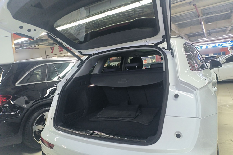 奥迪Q5L 2022款 40T 时尚动感型局部细节23