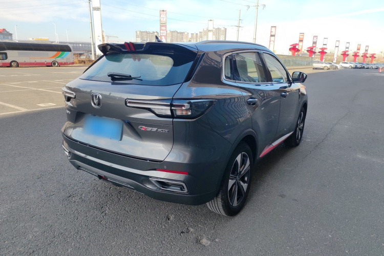 长安CS55PLUS 2022款 第二代 1.5T DCT尊贵型车身外观6006