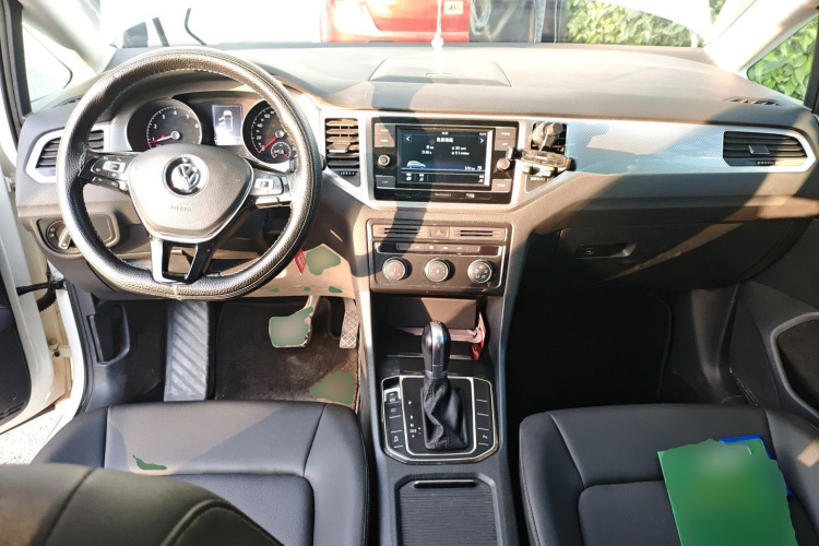 大众 高尔夫·嘉旅 2019款 280TSI 自动好奇型 国V中控内饰12