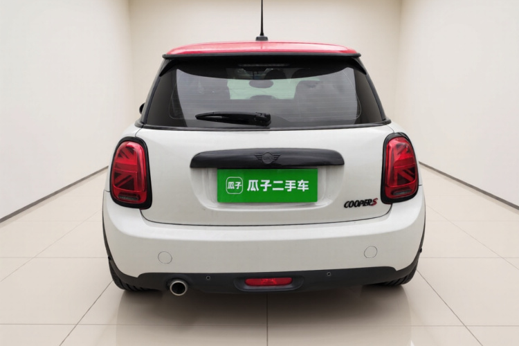 MINI 2019款 1.5T COOPER 经典派车身外观6