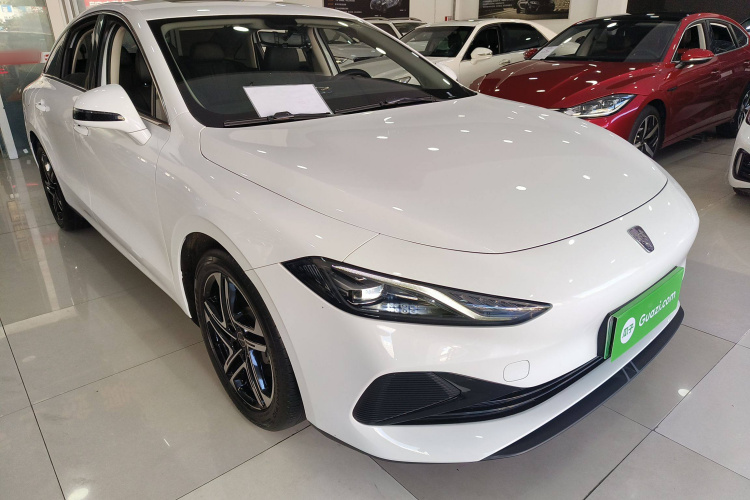 荣威D7 2023款 DMH 125km 超越版车身外观3