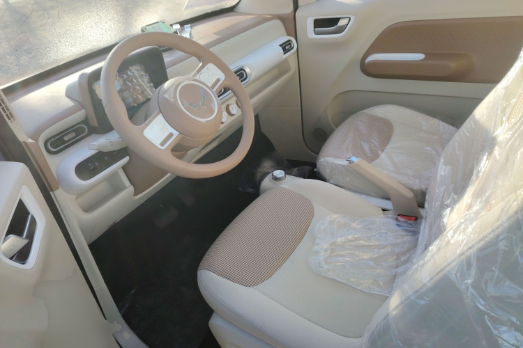 五菱汽车 宏光MINIEV 2024款 第三代 215km 青春版中控内饰19