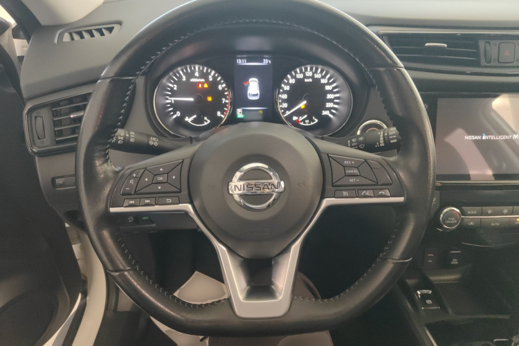 日产 奇骏 2021款 2.0L CVT 2WD XL ITS智联舒适版中控内饰13