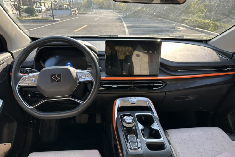 思皓X6 2022款 1.5T DCT音智版车身外观6004