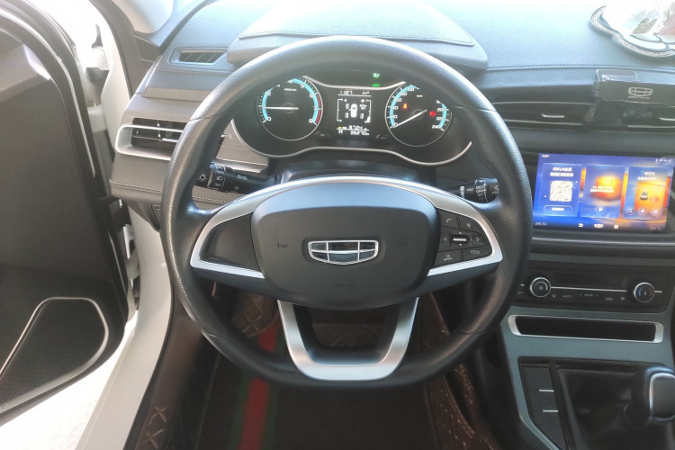 吉利汽车 帝豪 2021款 UP 1.5L 手动豪华型中控内饰13