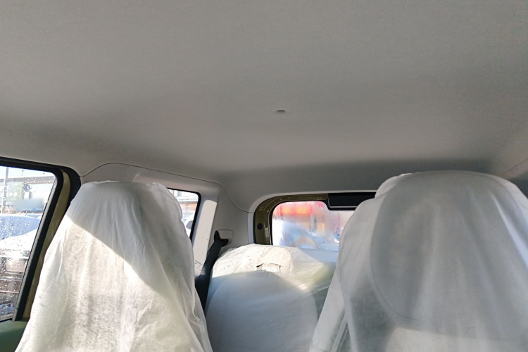 吉利银河 2025款 210km 熊猫骑士中控内饰22