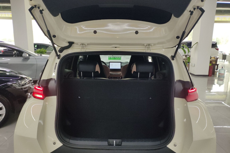 比亚迪 海鸥 2023款 自由版机舱底盘23