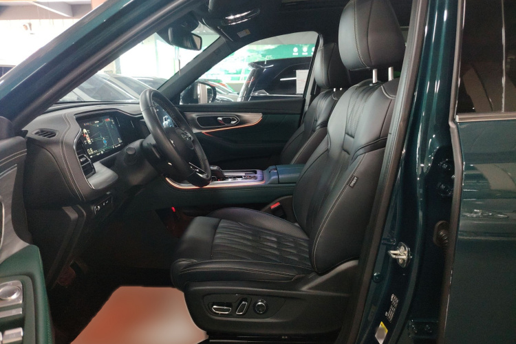 广汽传祺 传祺GS8 2022款 领航系列 2.0TGDI 两驱豪华智联版（七座）局部细节19