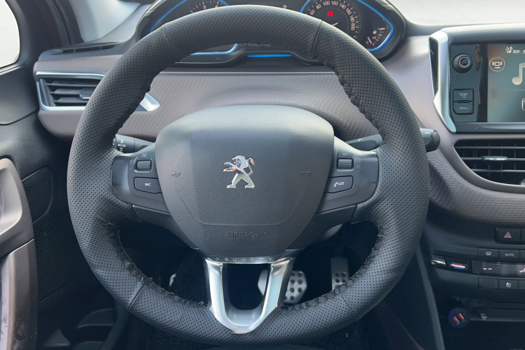 标致2008 2014款 1.6L 自动领航版局部细节13