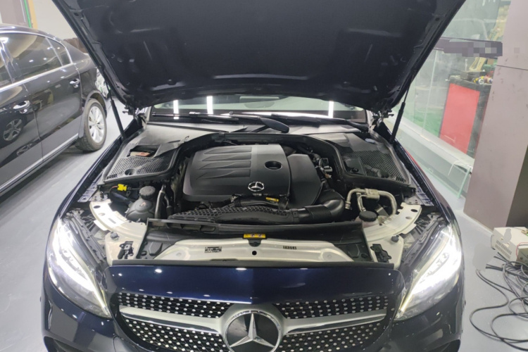 奔驰C级 2020款 C 260 L 运动版局部细节24