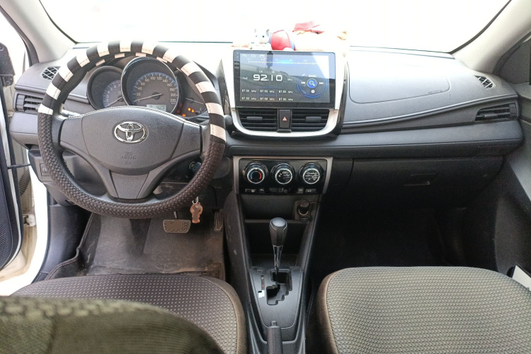 丰田 威驰 2017款 1.5L CVT创行版中控内饰12