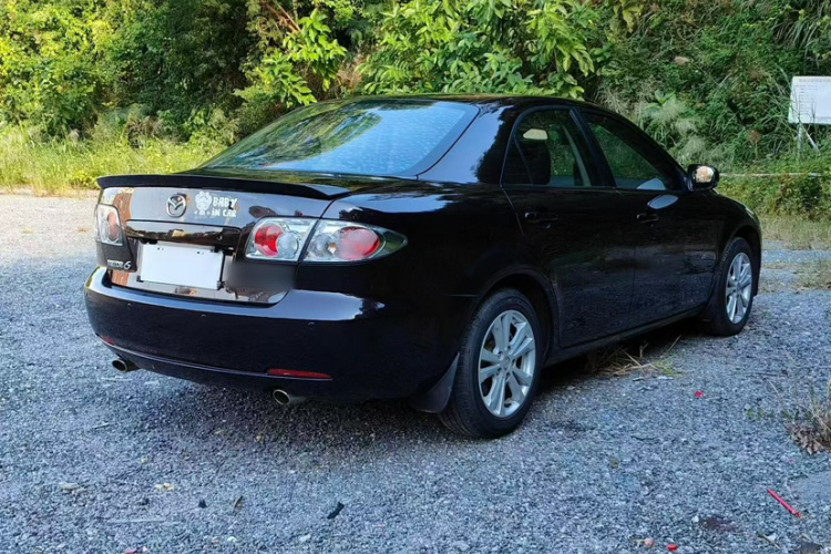 马自达6 2015款 2.0L 自动时尚型车身外观6002