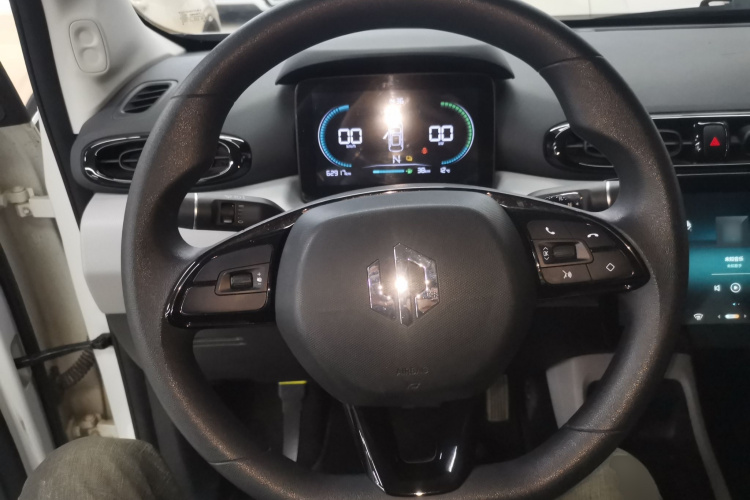 零跑汽车 零跑T03 2023款 310纷享版局部细节13