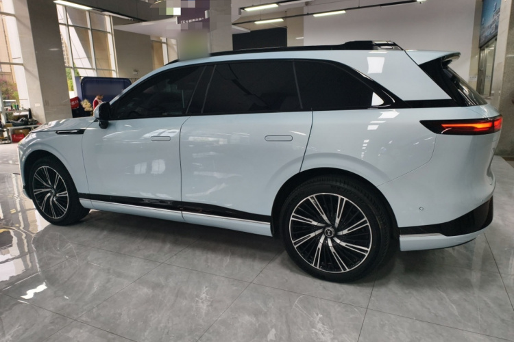 小鹏G9 2022款 702 Pro车身外观4