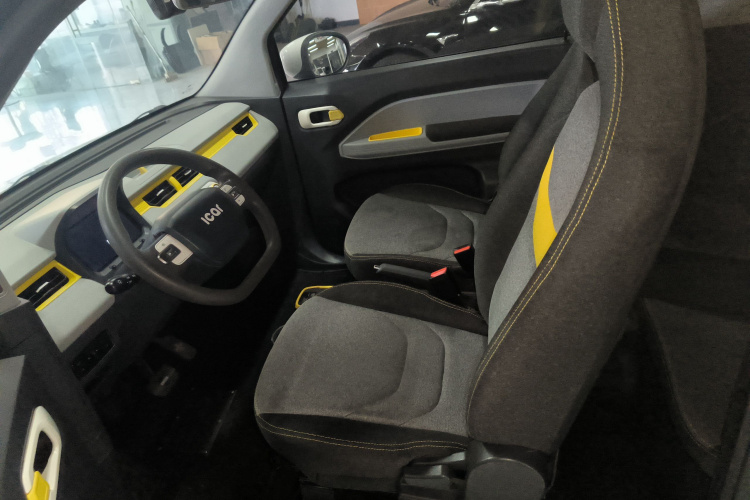 奇瑞 QQ冰淇淋 2022款 120km 甜筒 磷酸铁锂中控内饰19