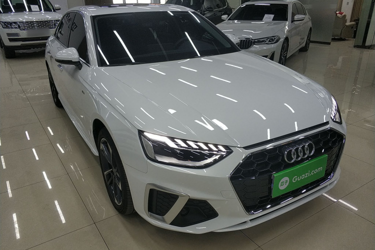 奥迪A4L 2024款 40 TFSI 时尚动感型车身外观3