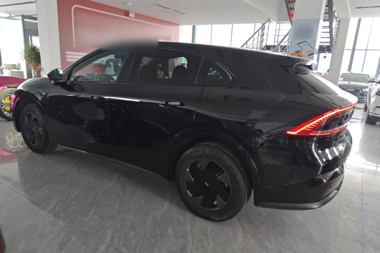 小鹏G7 2025款 602 长续航 Max车身外观6003