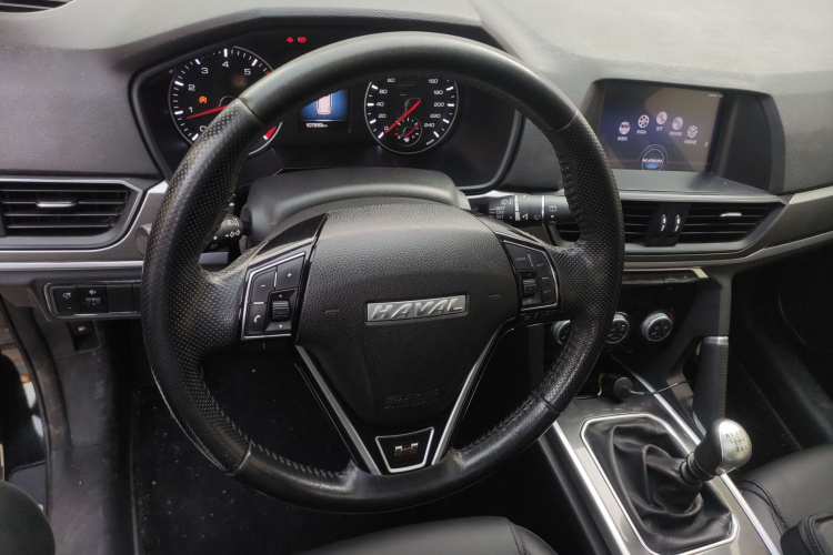 哈弗H6 2018款 红标 运动版 1.5T 手动两驱精英型中控内饰13