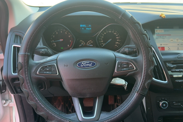 福特 福克斯 2020款 两厢经典 1.5L 自动风尚型局部细节13