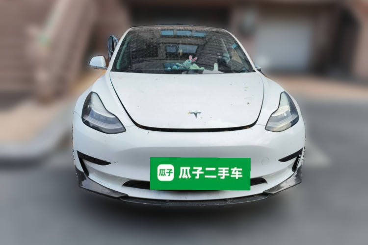特斯拉 Model 3 2019款 标准续航后驱升级版车身外观2
