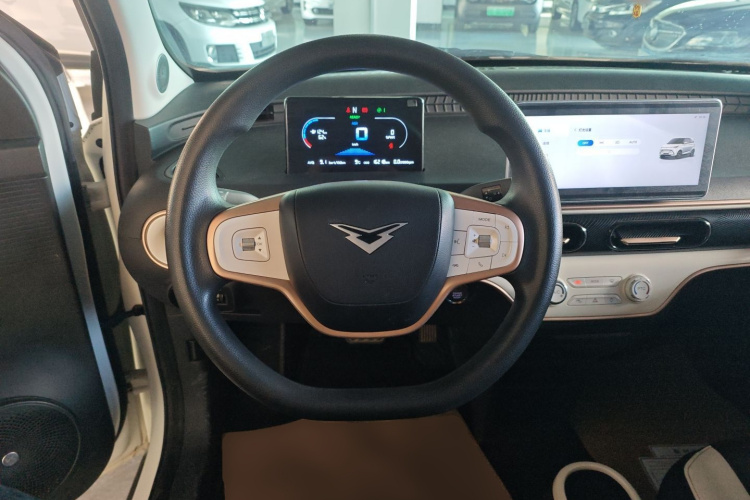 凯翼拾月 2023款 201km 踏浪版中控内饰13