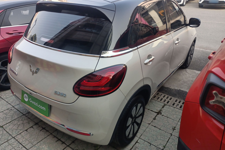 五菱汽车 五菱缤果 2023款 333km 灵犀互联款车身外观7