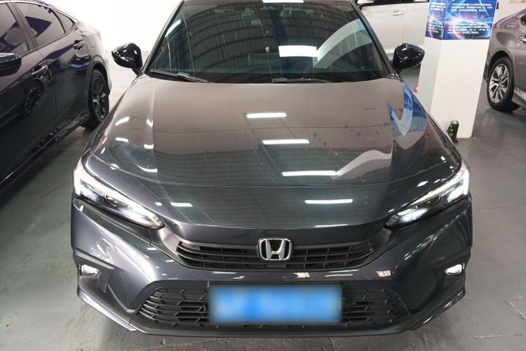 本田 思域 2022款 240TURBO CVT燃动版车身外观2