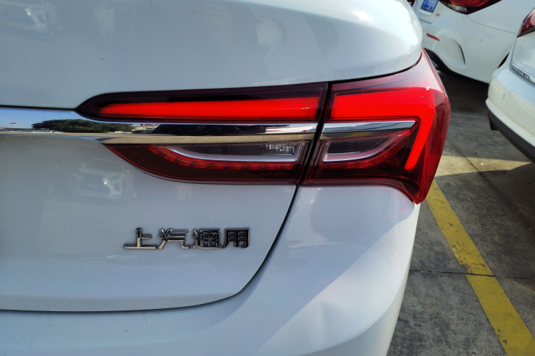 别克 威朗 2020款 15T 自动进取型车身外观6001