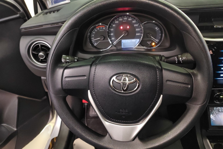 丰田 卡罗拉 2017款 改款 1.2T S-CVT GL局部细节13