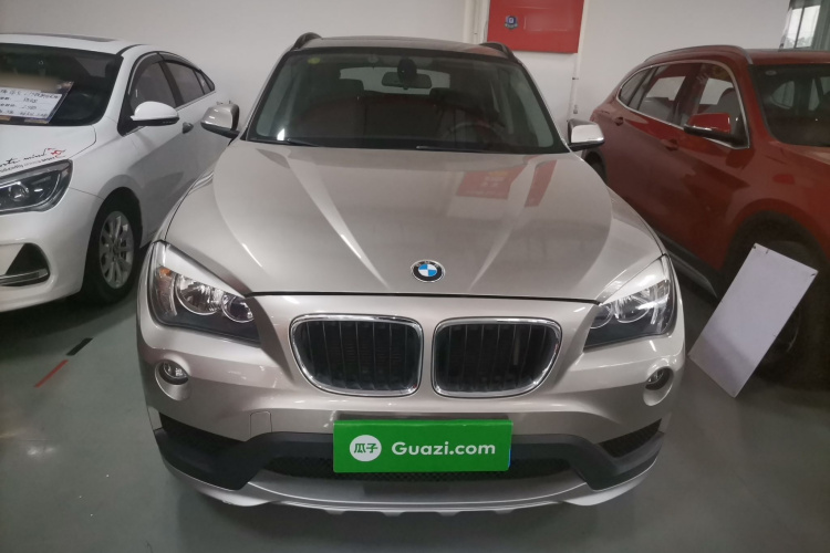 宝马X1 2014款 sDrive18i 时尚型车身外观2