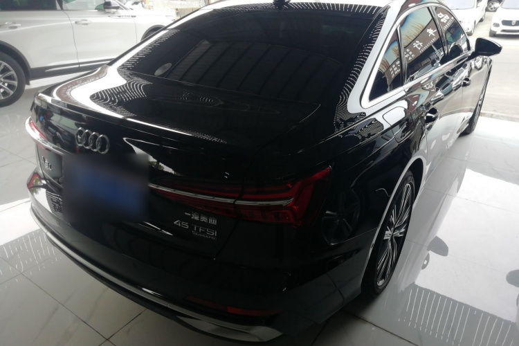 奥迪A6L 2024款 45 TFSI quattro 臻选动感型车身外观6005