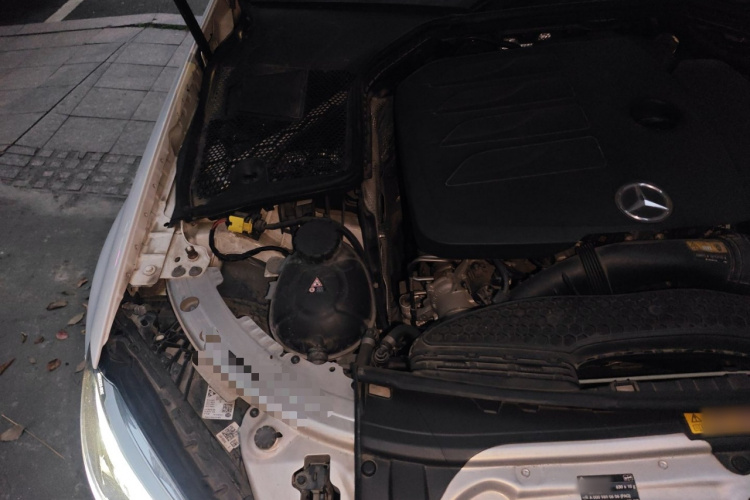 奔驰C级 2021款 C 200 L 时尚型运动版局部细节9006