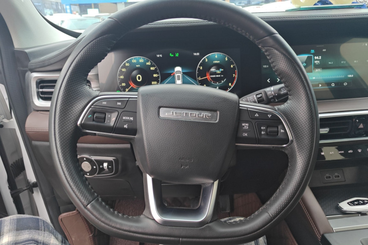 捷途X90 PLUS 2021款 1.5T 手动府邸 5座局部细节13