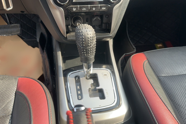 长安 逸动 2013款 1.6L 自动俊酷型 国IV局部细节18