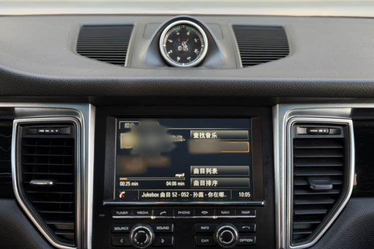 保时捷 2016款 Macan S 3.0T中控内饰7010
