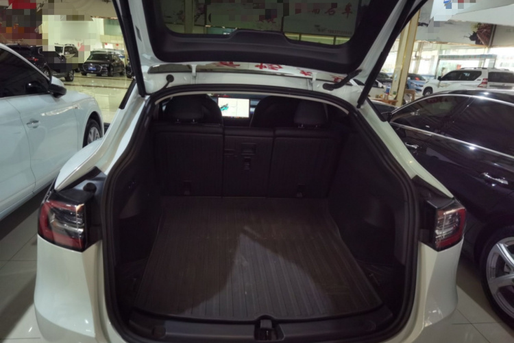 特斯拉 Model Y 2024款 后轮驱动版局部细节23