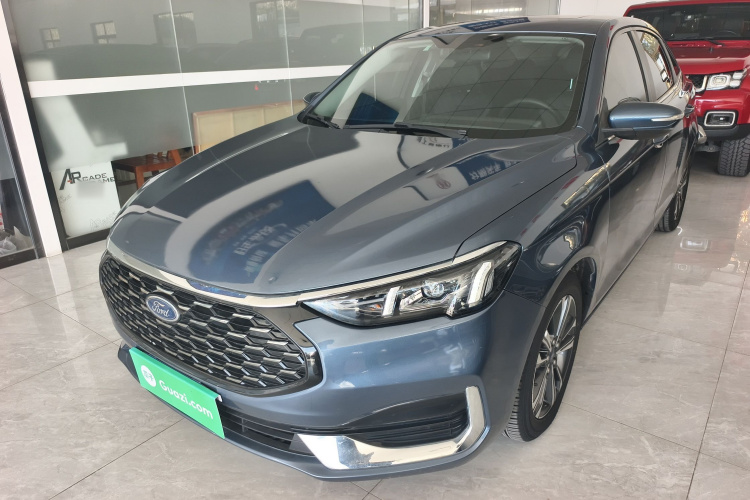 福特 福睿斯 2021款 1.5L 自动钻石版车身外观1