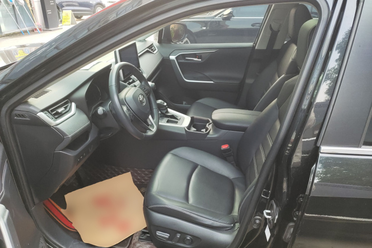 丰田 RAV4荣放 2022款 2.0L CVT两驱风尚Plus版中控内饰19