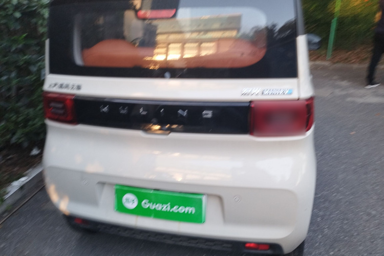 五菱汽车 宏光MINIEV 2022款 马卡龙时尚款 磷酸铁锂车身外观6004