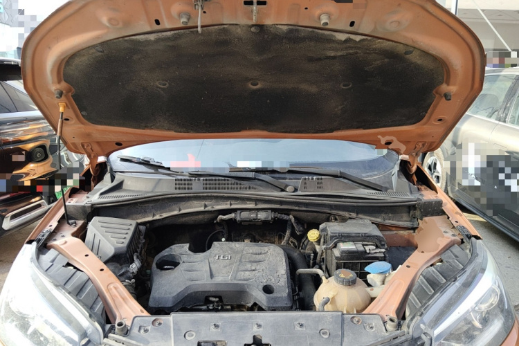 名爵 锐腾 2015款 1.5TGI TST豪华版机舱底盘24