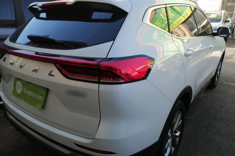 哈弗H6 2021款 国潮版 1.5GDIT 自动冠军版车身外观9