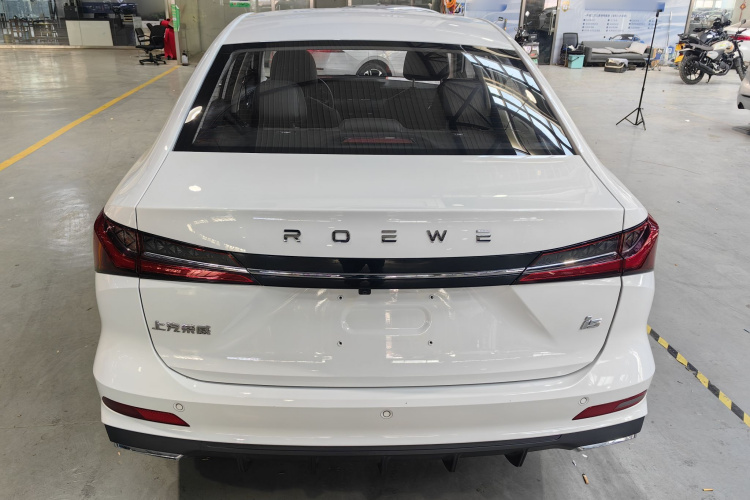 荣威i5 2023款 1.5L CVT尊荣版车身外观6007