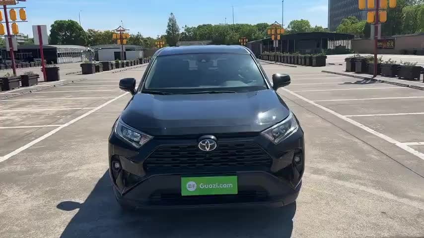 丰田 RAV4荣放 2023款 双擎 2.5L E-CVT两驱精英版实拍1