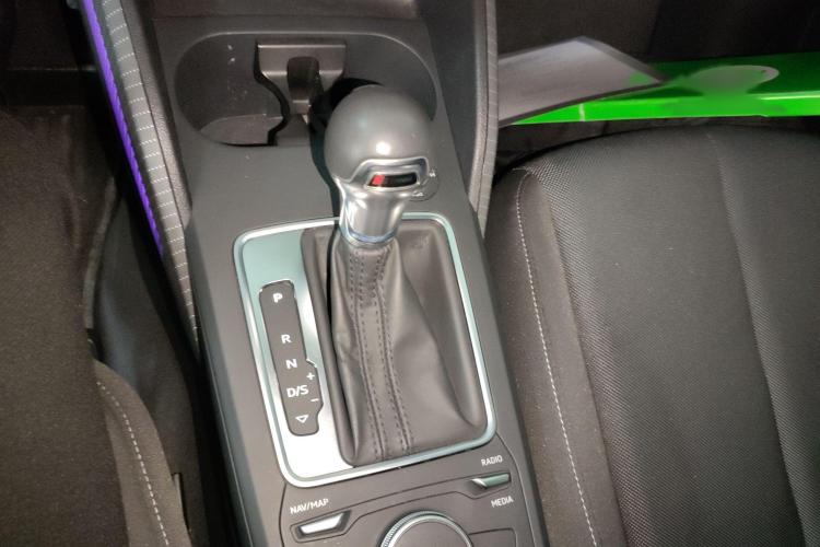 奥迪Q2L 2018款 35 TFSI 上市专享版 国VI局部细节18