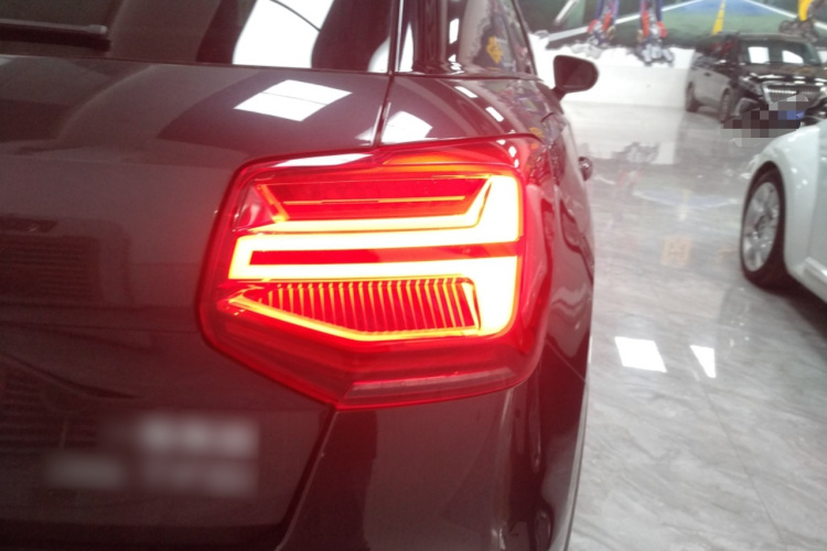 奥迪Q2L 2021款 35 TFSI 进取动感型车身外观6006