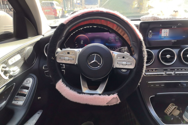 奔驰C级 2021款 C 260 L 运动版中控内饰13