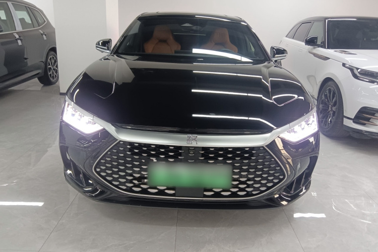 比亚迪 汉 2022款 DM-p 202KM 四驱旗舰型车身外观2